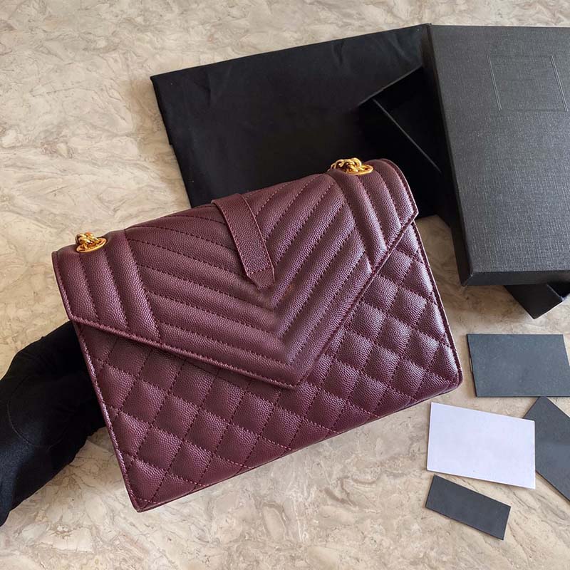 Luxurys Designers Bags women handbag crossbody bag shoulder lady wallet simple versatile metal letter leather solid Postman handbags logo Wide range of colors, Black
Luxurys Designers Bags women handbag crossbody bag shoulder lady wallet simple versatile metal letter leather solid Postman handbags logo Wide range of colors, Black