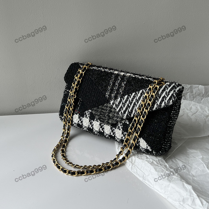 23S Two-color Tweed Vintage Envelope Bag Twill Embroidery Wool Stripe Clutch Bags Purses Designer Wallets Gold Metal Hardware Handbags Luxurys Pocket Ladies 25CM, Box
23S Two-color Tweed Vintage Envelope Bag Twill Embroidery Wool Stripe Clutch Bags Purses Designer Wallets Gold Metal Hardware Handbags Luxurys Pocket Ladies 25CM, Box