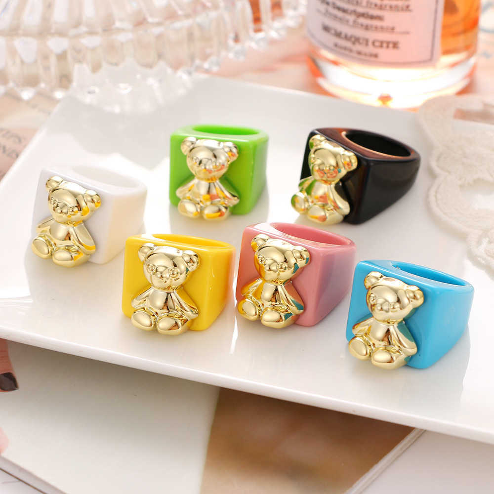 Solitaire Ring 2022 New INS Cute Cartoon Resin Acrylic Bear Metal Rings For Women Girl Candy Color Aesthetic Square Wholesale Jewelry Y2302