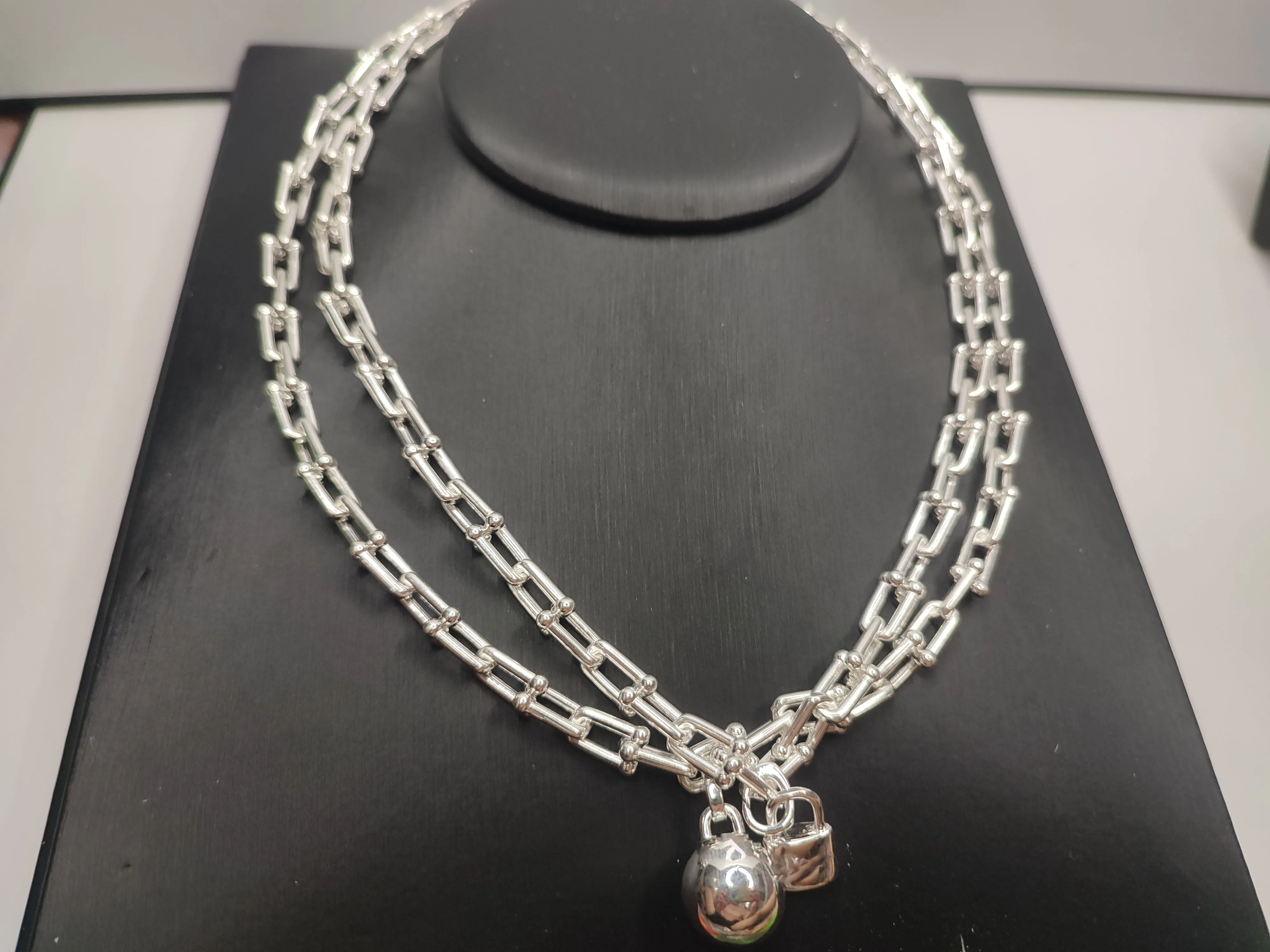 Pendant Necklaces bracelet necklace Ball lock Horseshoe hardware ring fashion jewelry jewlery designer gold chain women men couple 18K bracelets earri