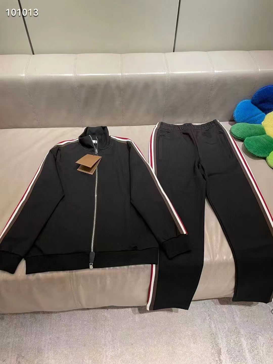 2023 quality men cotton tracksuit slongsleeve casual sportsuit asian size m- whithe color, White
2023 quality men cotton tracksuit slongsleeve casual sportsuit asian size m- whithe color, White