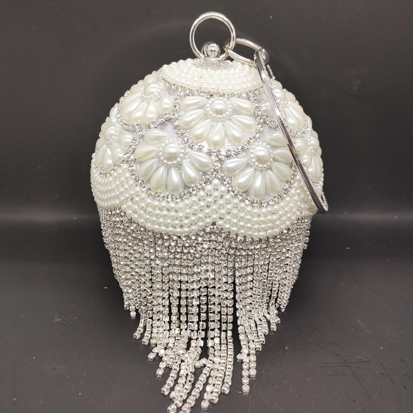 Evening Bags DG PEAFLOW Round Circular Gold Diamond Tassel Bridal Women Party Crystal Clutch Bag Wedding Wristlets Purse 230210