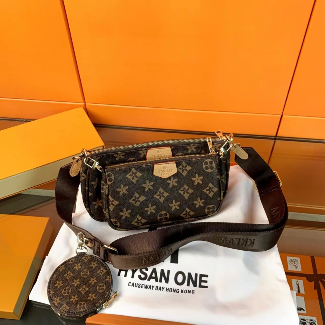 Luxurys handbag embossed crossbodys bags womens purse tote bages card wallet designer bag chain clutch 3in1 evening makeup shoulder alma shell Valentine Gift, 078#froal
Luxurys handbag embossed crossbodys bags womens purse tote bages card wallet designer bag chain clutch 3in1 evening makeup shoulder alma shell Valentine Gift, 078#froal