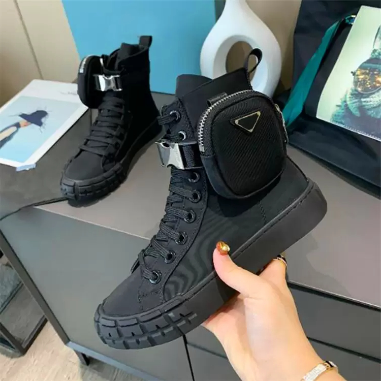 Casual shoes Wheel Re-nylon Luxury Designers Shoes Men Women High-top Sneakers Nylon Pouch Leather Lining Cotton Laces 14 cm Boot Leg Causal Shoe Size 35-44