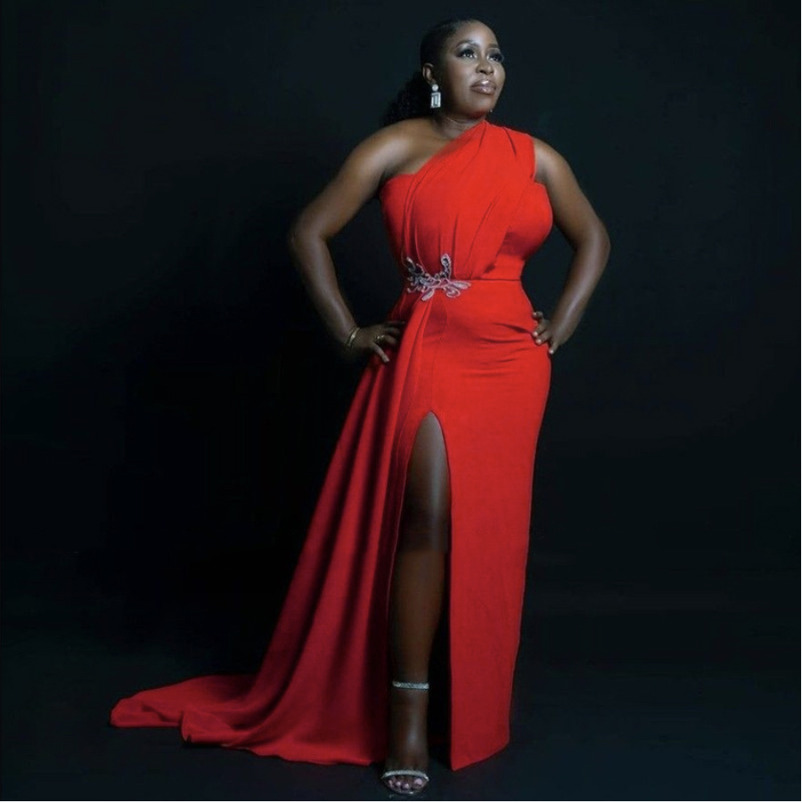 Red Long South African Prom Bridesmaid Dresses One Shoulder Side Slit Appliques Satin Black Women Party Dress Plus Size Evening Gowns, Green
Red Long South African Prom Bridesmaid Dresses One Shoulder Side Slit Appliques Satin Black Women Party Dress Plus Size Evening Gowns, Green