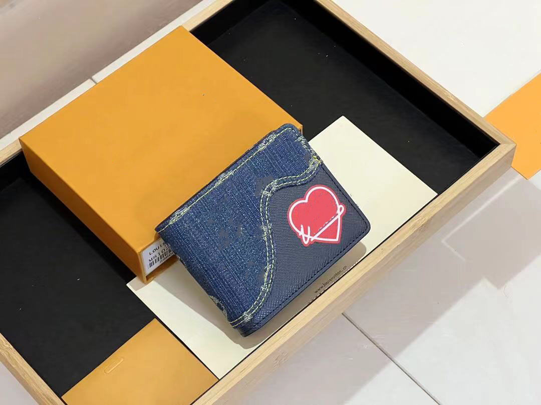 Designers Bags Fashion Designer Women Short Wallet woman purse Discount original box card holder ladies handbag free ship, Blue #m80120
Designers Bags Fashion Designer Women Short Wallet woman purse Discount original box card holder ladies handbag free ship, Blue #m80120