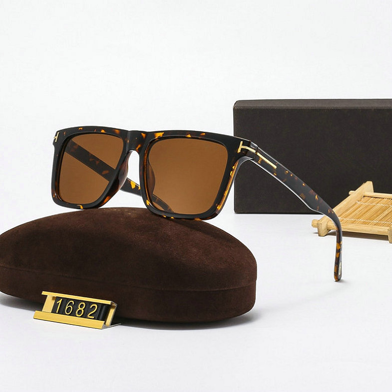 pink sunglasses, sungod Fashion Designer T Sunglasses Beach Sunglasses for Woman Man 5 Color Optional topQuality Unisex Brand Glasses PERSO UV400 with box 1682
pink sunglasses, sungod Fashion Designer T Sunglasses Beach Sunglasses for Woman Man 5 Color Optional topQuality Unisex Brand Glasses PERSO UV400 with box 1682