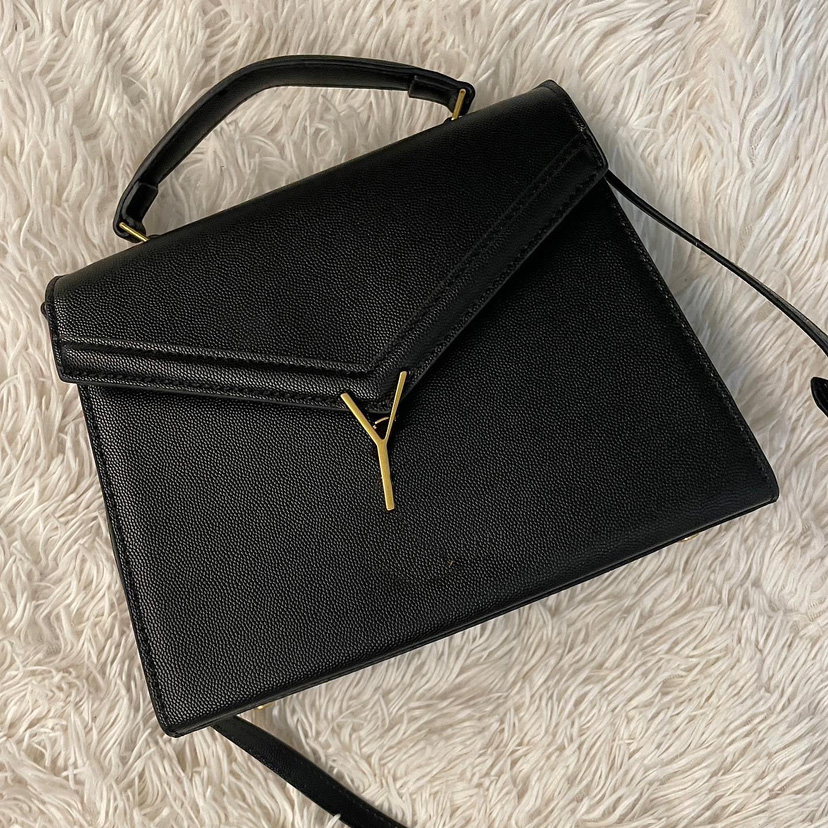 Cassandra Shoulder Bags Cross Body Luxury Designer Top Handle Handbags Casual totes Messenger Bag Women Popular Handbag with Box, 24*20cm_white
Cassandra Shoulder Bags Cross Body Luxury Designer Top Handle Handbags Casual totes Messenger Bag Women Popular Handbag with Box, 24*20cm_white
