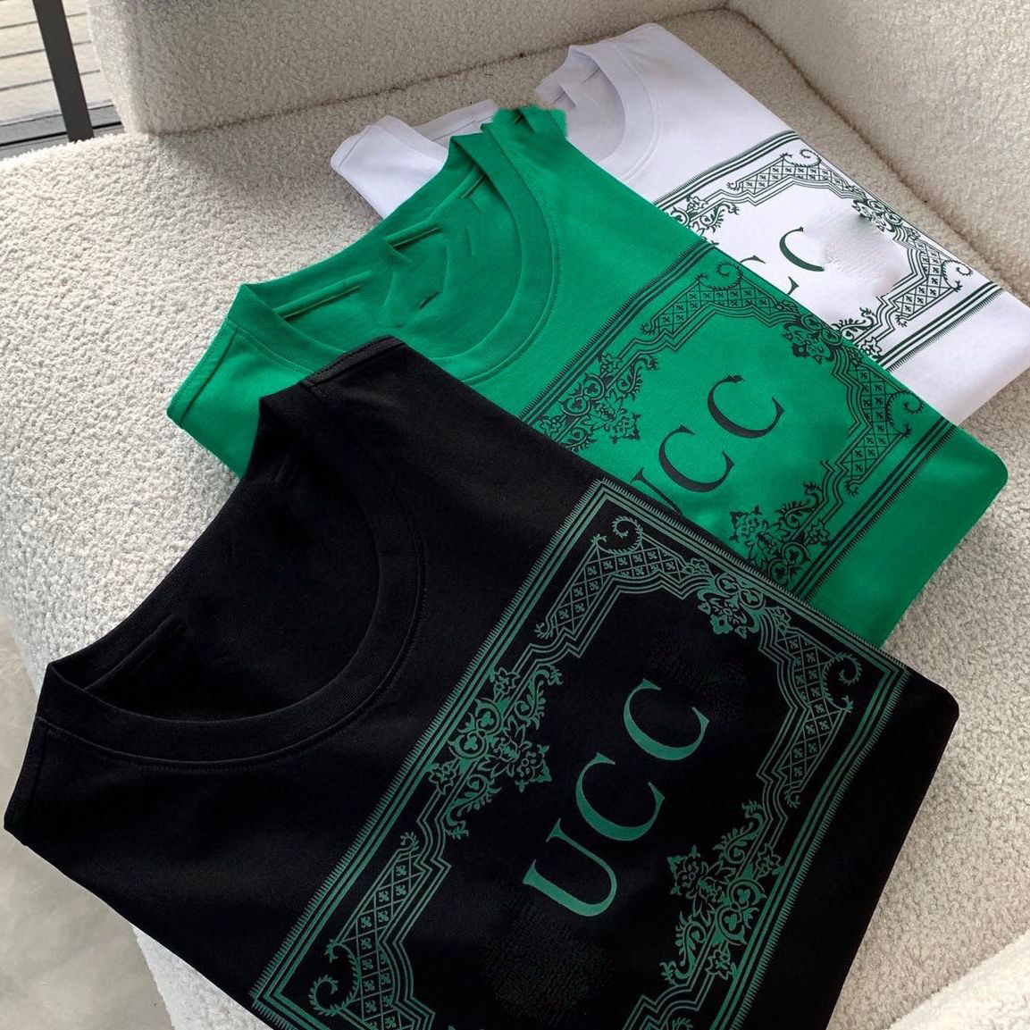 

Designer Men's Tee shirts black and white Green color alphabet Luxury brand Crewneck Short Sleeve Couple Soft 100% cotton streetwear Street Hip Hop plus 3XL#98