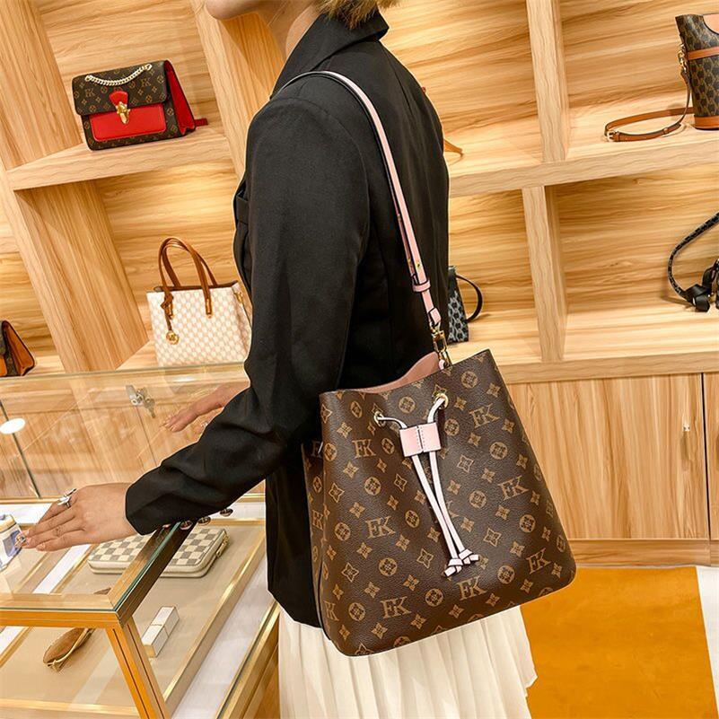 2023 top Designer Bucket Bags Neonoe Brown Flower Shoulder Bags Leather Classic Crossbody Messenger Handbags Wholesale Purse Tote Handbag, Here is the invoice
2023 top Designer Bucket Bags Neonoe Brown Flower Shoulder Bags Leather Classic Crossbody Messenger Handbags Wholesale Purse Tote Handbag, Here is the invoice