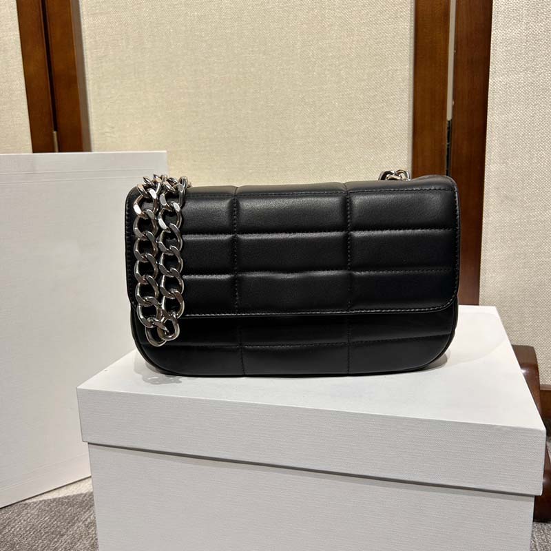 Shoulder bags luxurys designer bags handbags hobo purses lady handbag purse lady fashion messenger crossbody chain wallet messenger envelope cross body, White
Shoulder bags luxurys designer bags handbags hobo purses lady handbag purse lady fashion messenger crossbody chain wallet messenger envelope cross body, White