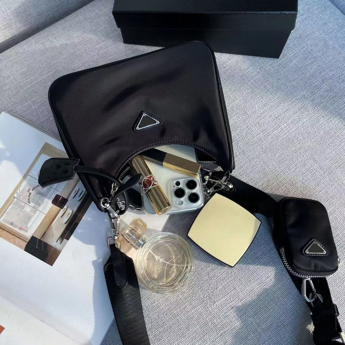 Shoulder bag combination Hobo chain bag nylon satchel three-in-one underarm bag single room diagonal span bag female, Beige
Shoulder bag combination Hobo chain bag nylon satchel three-in-one underarm bag single room diagonal span bag female, Beige
