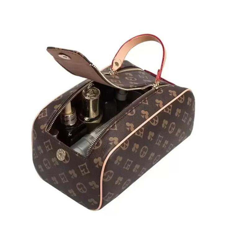 men travelling toilet bag designer women wash large capacity cosmetic bags makeup Pouch toiletry bags louise Purse Crossbody Bag, Brown flower
men travelling toilet bag designer women wash large capacity cosmetic bags makeup Pouch toiletry bags louise Purse Crossbody Bag, Brown flower