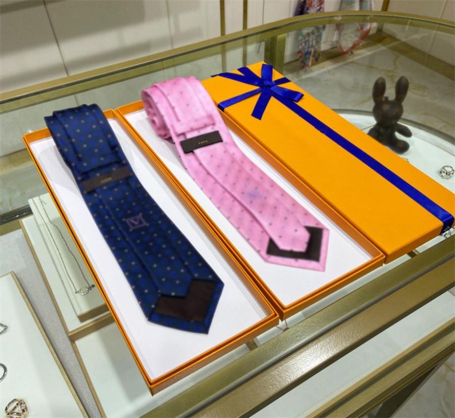 Luxury Designer Ties Silk Handmade Neckties Fashion Letter Mens Necktie Business Leisure Neckwears Blue Pink Aldult9801358
Luxury Designer Ties Silk Handmade Neckties Fashion Letter Mens Necktie Business Leisure Neckwears Blue Pink Aldult9801358