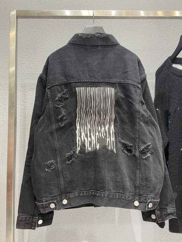 Men's Jackets High edition early autumn B house letter bar code double-sided three-dimensional embroidery denim jacket cardigan coat BZJG, Wash water black
Men's Jackets High edition early autumn B house letter bar code double-sided three-dimensional embroidery denim jacket cardigan coat BZJG, Wash water black