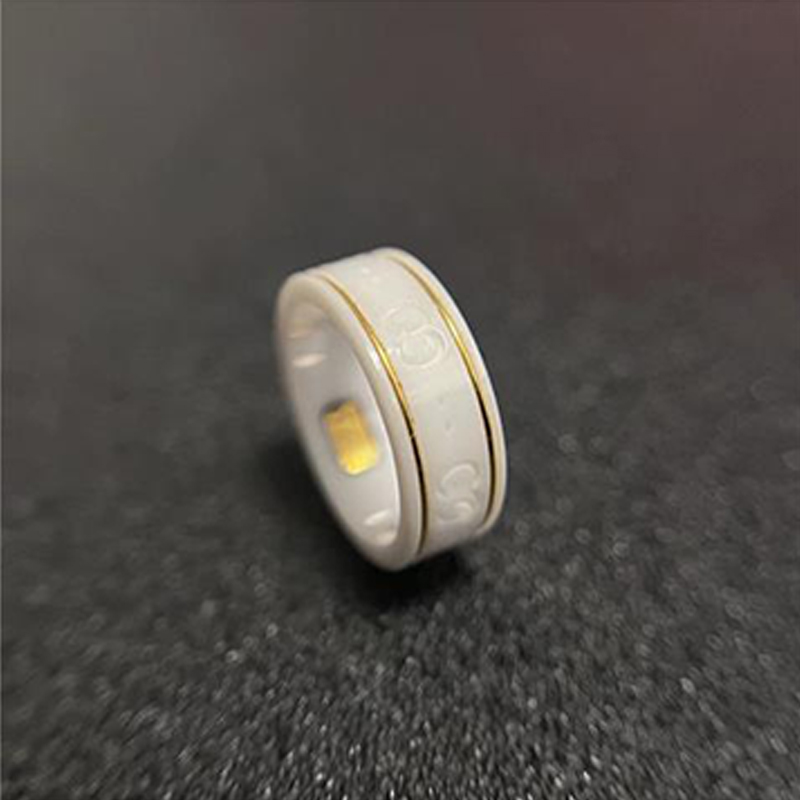 Fashion Brand Black White Band Rings Luxury Designer Ring Finger Ceramic Material Bijoux Have Stamps For Men Women Engagement Wedding Jewelry Lover Gift
Fashion Brand Black White Band Rings Luxury Designer Ring Finger Ceramic Material Bijoux Have Stamps For Men Women Engagement Wedding Jewelry Lover Gift
