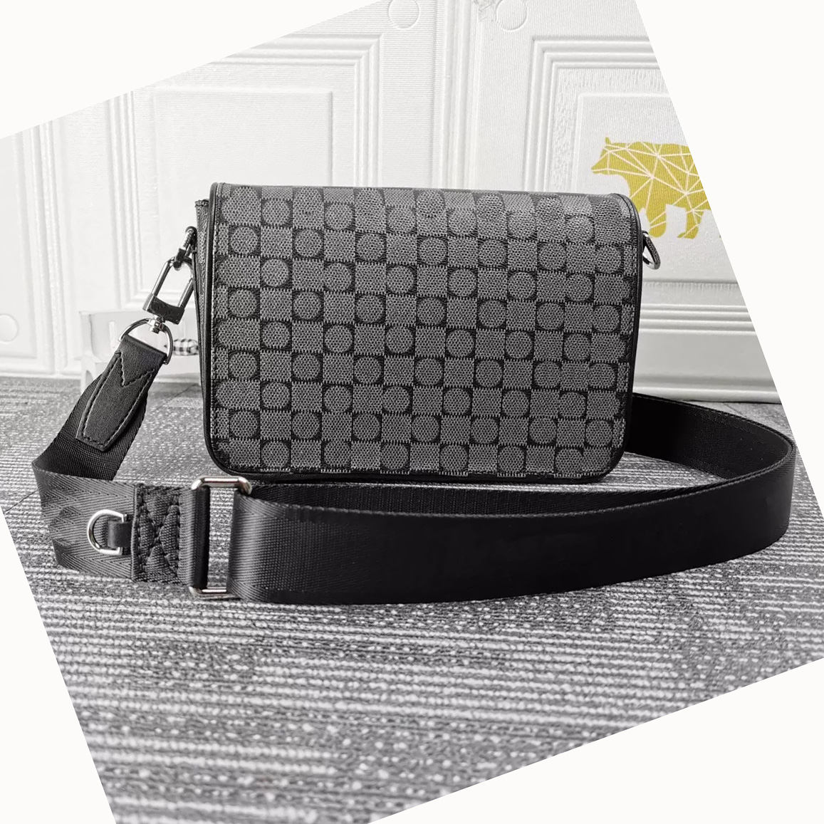 men bag classic 3D canvas designer checked shoulder bags shoulder strap detachable travel leisure postman bag messenger bag, Nothing
men bag classic 3D canvas designer checked shoulder bags shoulder strap detachable travel leisure postman bag messenger bag, Nothing