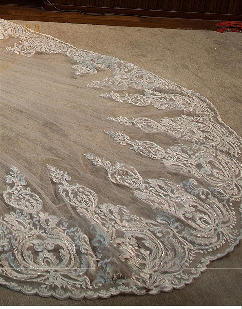 Wedding Hair Jewelry Romantic Long Bridal Veils Cathedral Length Lace Applique 4M Wedding Veil With Free Comb White Ivory High Quality 230210