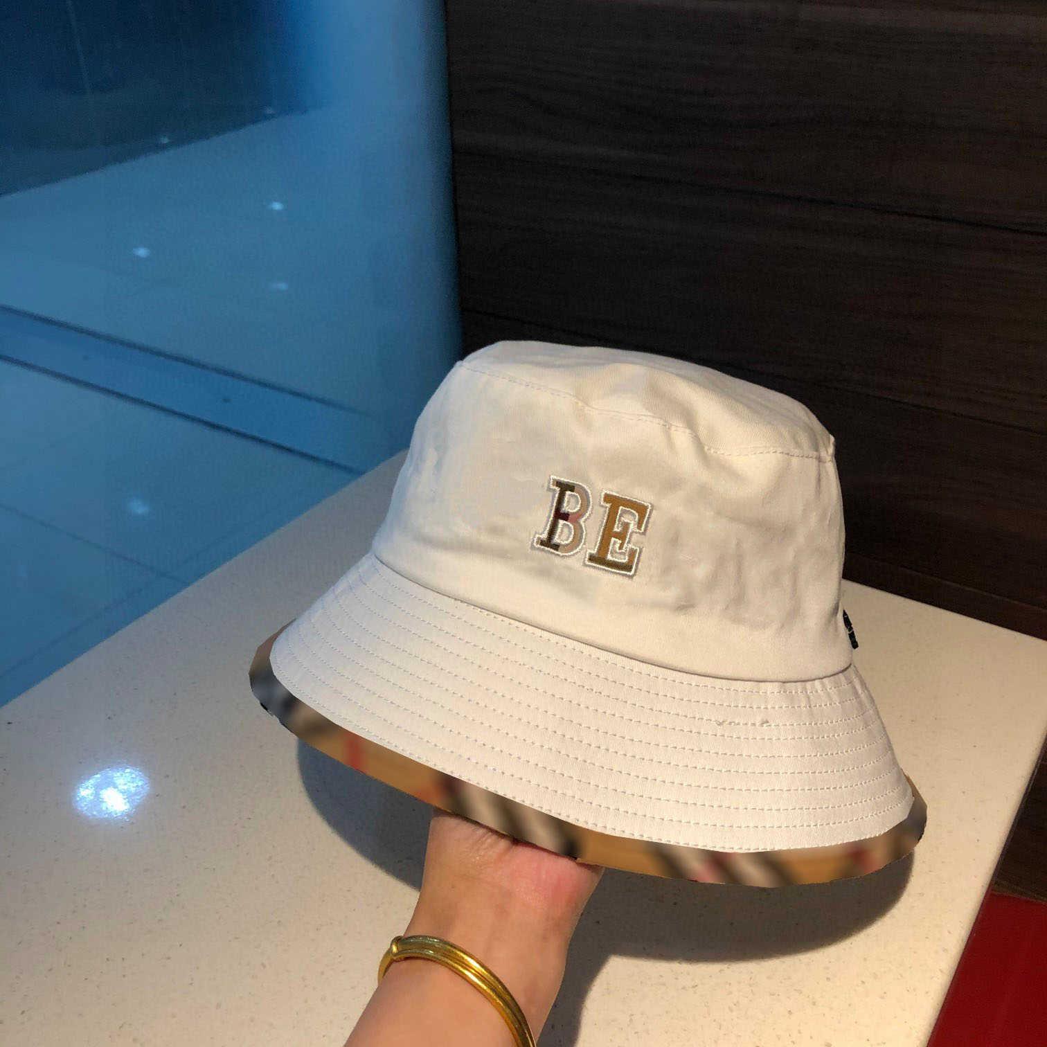 Luxury 2021 summer fashion leisure designer Bucket Hat advanced sense full of simple men's and women's Fisherman's shading 3 colors good, No.1
Luxury 2021 summer fashion leisure designer Bucket Hat advanced sense full of simple men's and women's Fisherman's shading 3 colors good, No.1