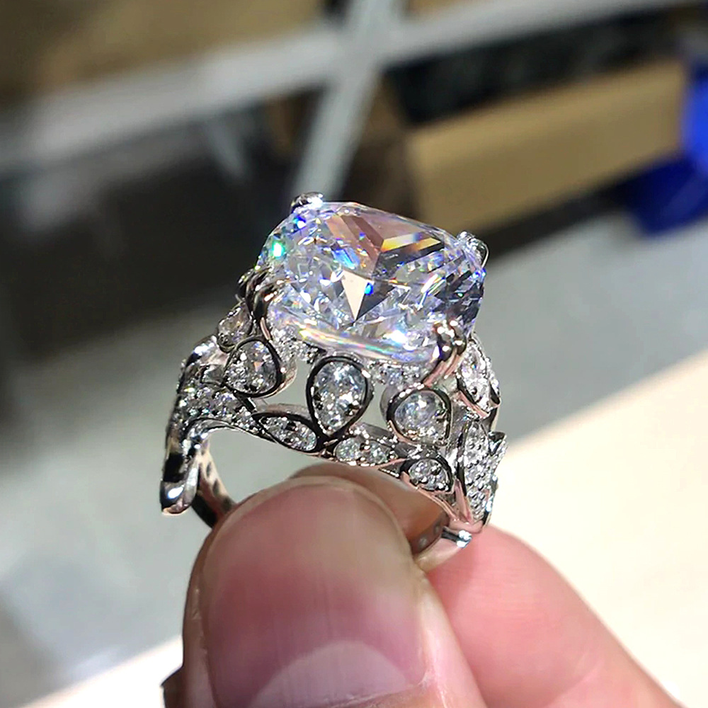 Choucong Brand Wedding Rings Luxury Jewelry 925 Sterling Silver Large Cushion Shape 5A Cubic Zircon CZ Diamond Gemstones Party Women Engagement Flower