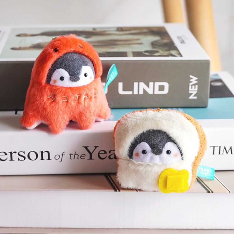 Key Rings Cartoon Penguin Doll Keychains Women Cute Plush Penguin Keyring For Girls Gifts Creative Taiyaki Design Car Keychains Wholesale G230210