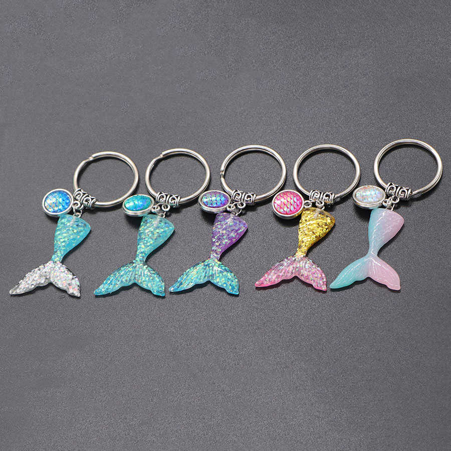 Key Rings 5pcs/lot Shinny Sequins Mermaid Tail Keychain Colorful Fish Scales Pendants Keyring For Friends Sister Party Jewelry Gifts G230210