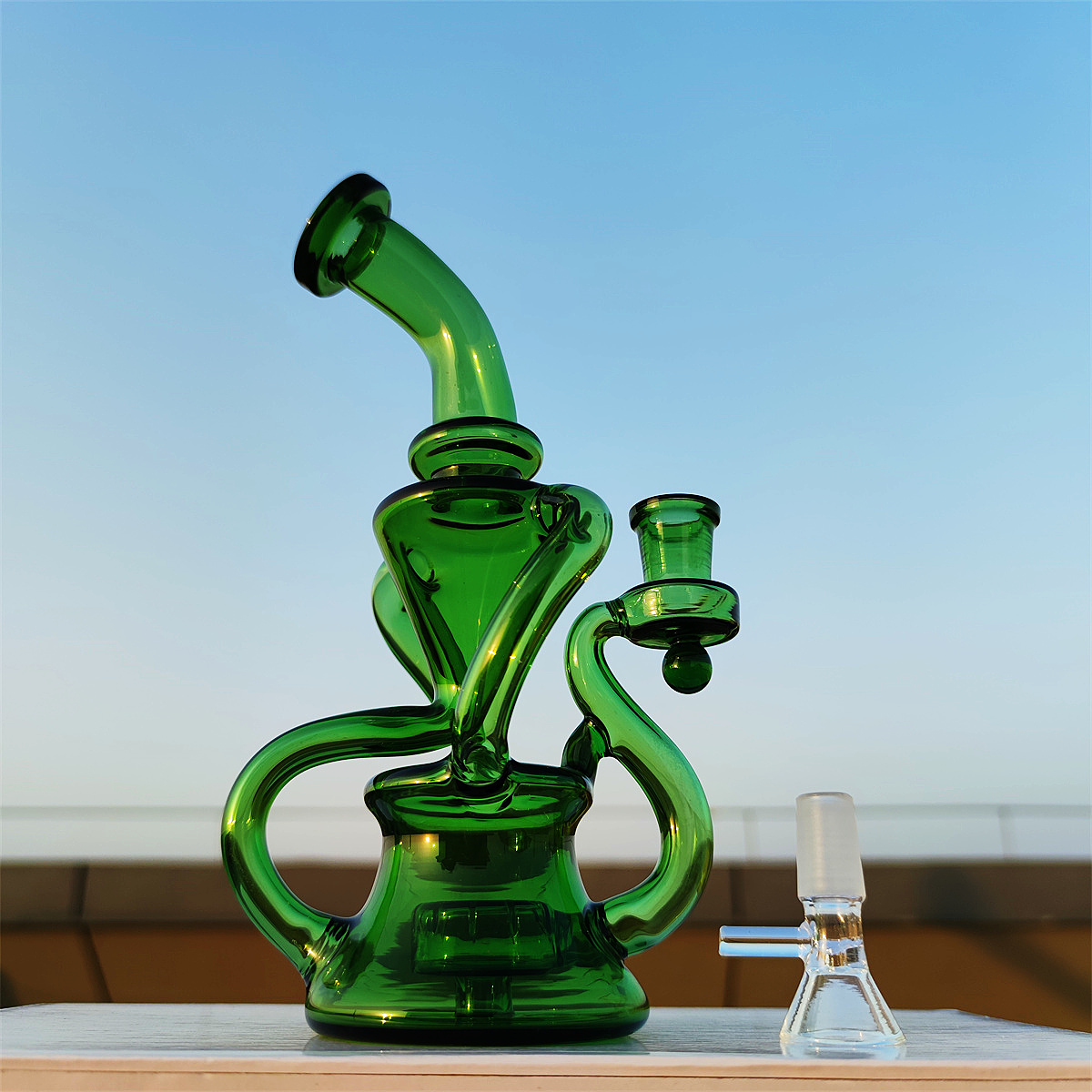 2023 Twin Chamber Heady Bong Green Metallic Hookah Glass Bong Recycler Pipes Water Bongs Smoke Pipe 14.4mm Female with Regular Bowl