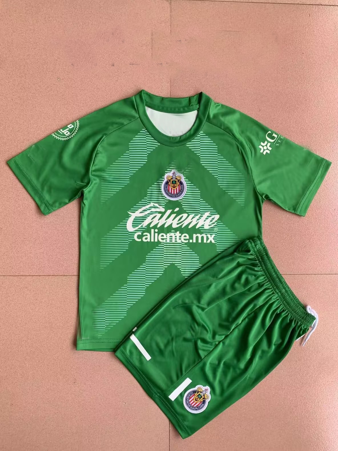 22 23 Chivas goalkeeper Soccer Jerseys kit de Guadalajara I.BRIZUELA A.VEGA G.SEPULVEDA .PONCE J.ANGULO F.BELTRAN L.OLIVAS Home 3rd Special Football green Shirts, Jersey and short santos
22 23 Chivas goalkeeper Soccer Jerseys kit de Guadalajara I.BRIZUELA A.VEGA G.SEPULVEDA .PONCE J.ANGULO F.BELTRAN L.OLIVAS Home 3rd Special Football green Shirts, Jersey and short santos