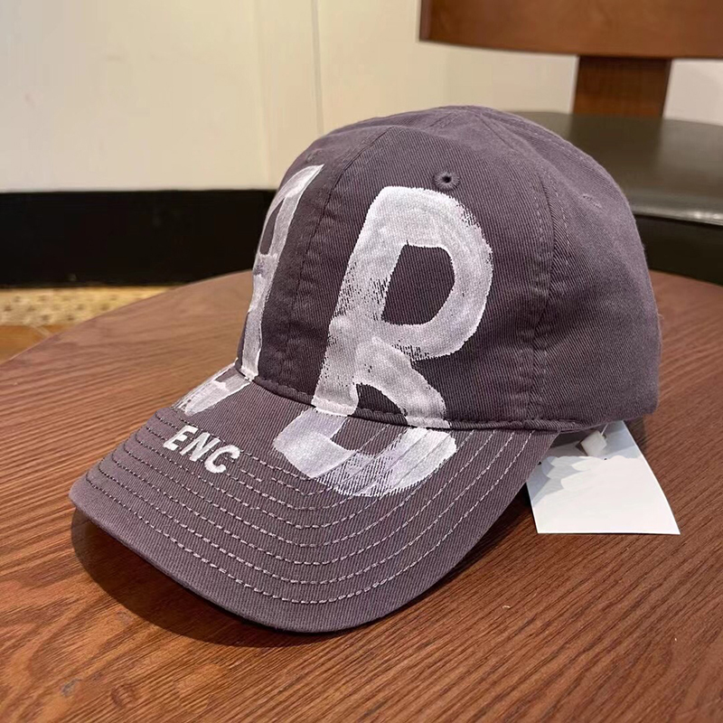 Luxury designer's new summer cap baseball cap big B letter cap embroidered male and female lovers comfortable breathable sports travel sunshade hat good, White
Luxury designer's new summer cap baseball cap big B letter cap embroidered male and female lovers comfortable breathable sports travel sunshade hat good, White