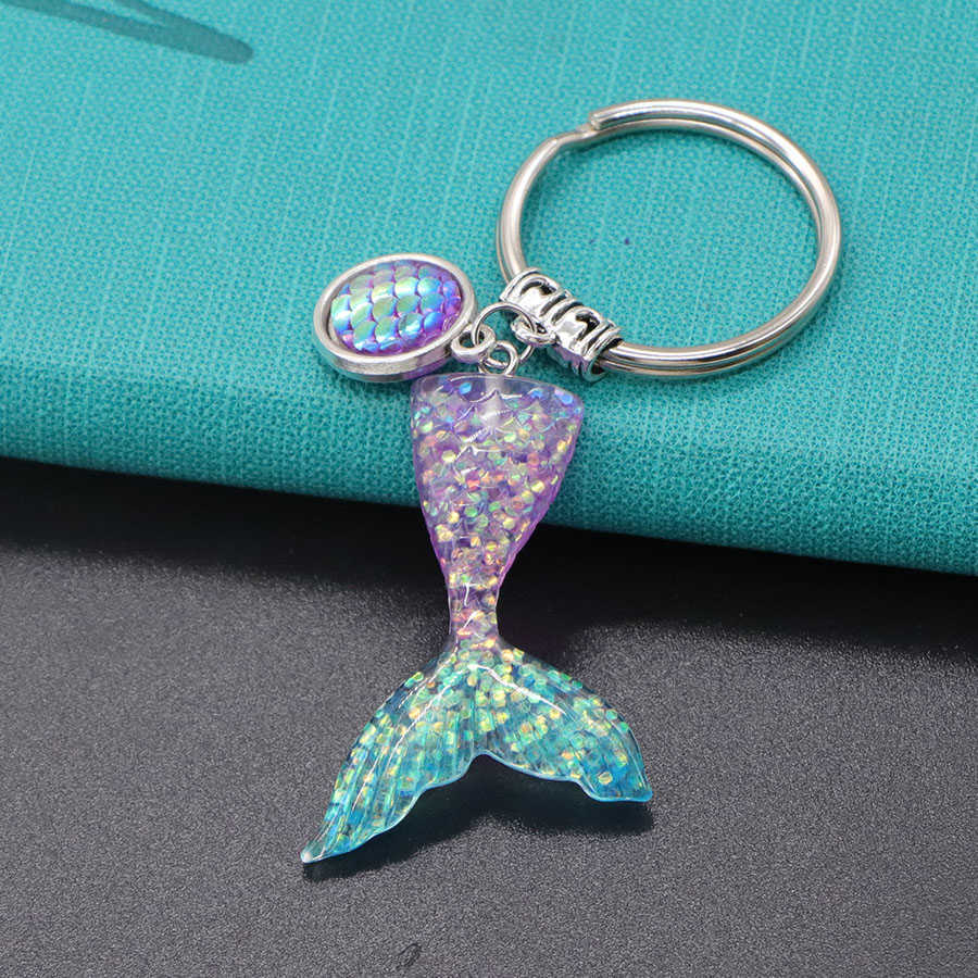 Key Rings 5pcs/lot Shinny Sequins Mermaid Tail Keychain Colorful Fish Scales Pendants Keyring For Friends Sister Party Jewelry Gifts G230210