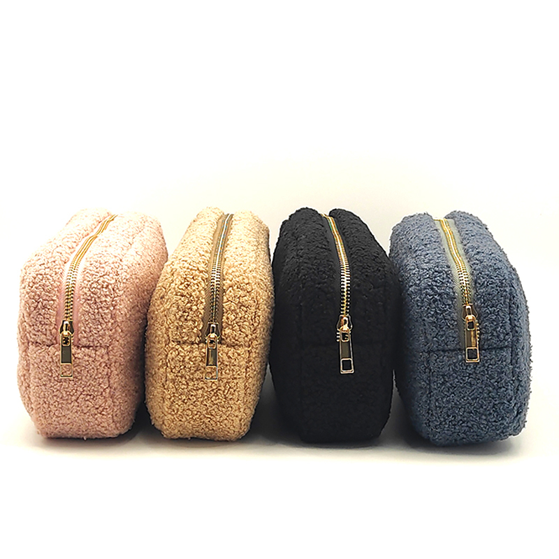 2025 NEW Cases Teddy Plush Zipper Bags Cosmetic Make Up Organizer Pouch Solid Color Lambswool Makeup Bag for Women Soft Wool Travel Storage 230210 zha