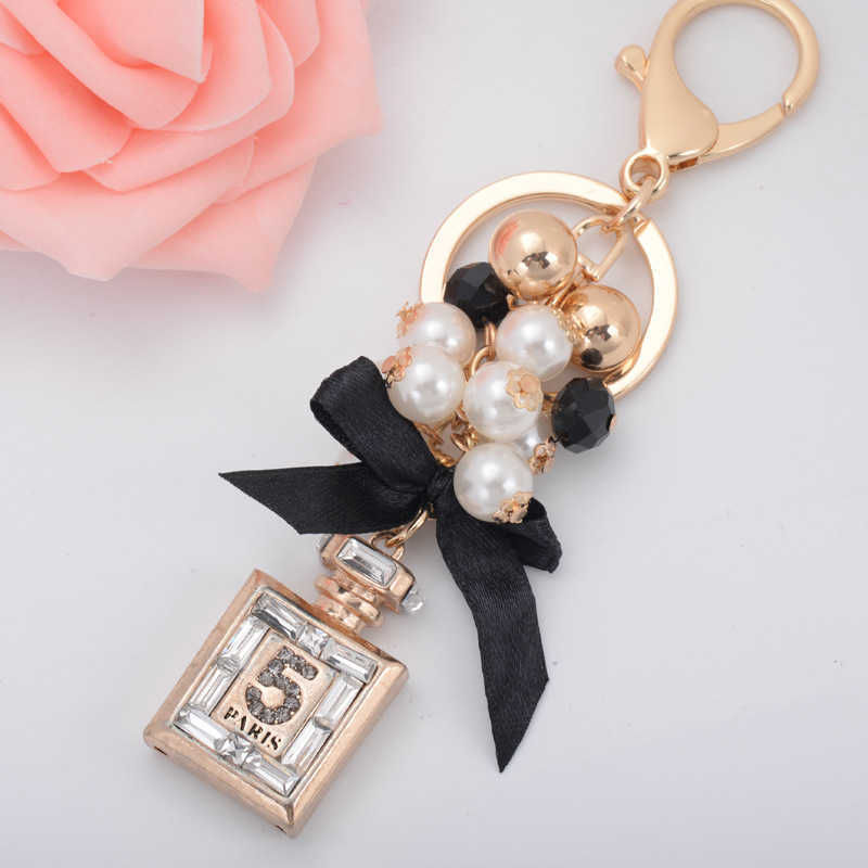 Key Rings New Creative Perfume Bottle Key Chains Fashion Beads Keychain Bowknot Key Ring Women Bag Charm Car Keyring Pendant Gifts G230210