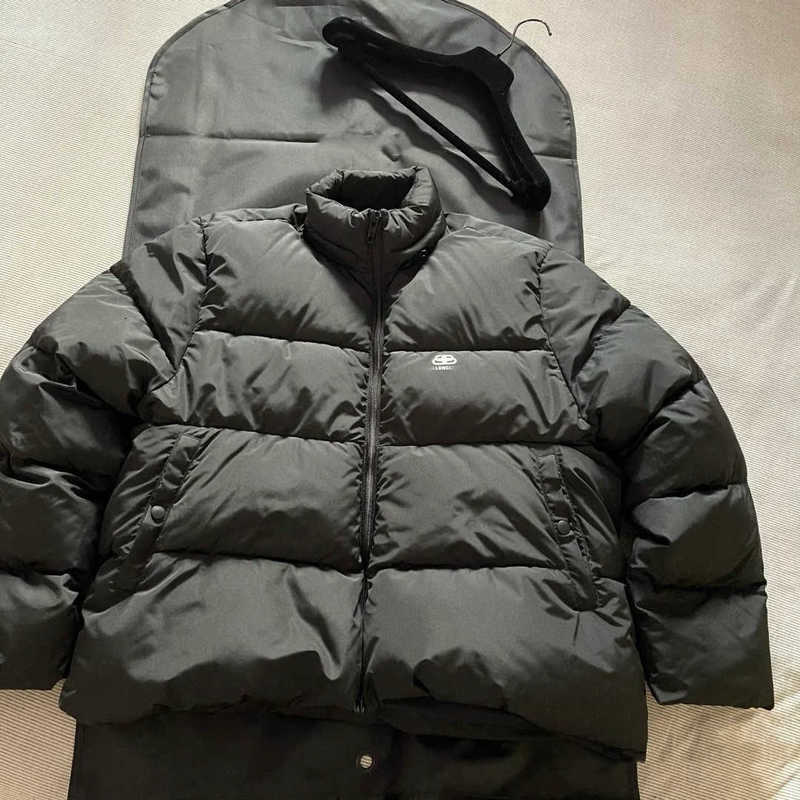 Men' Down Parkas Correct version winter B net red same 90 white duck down men' and women' jacket EMIL, Black10
Men' Down Parkas Correct version winter B net red same 90 white duck down men' and women' jacket EMIL, Black10
