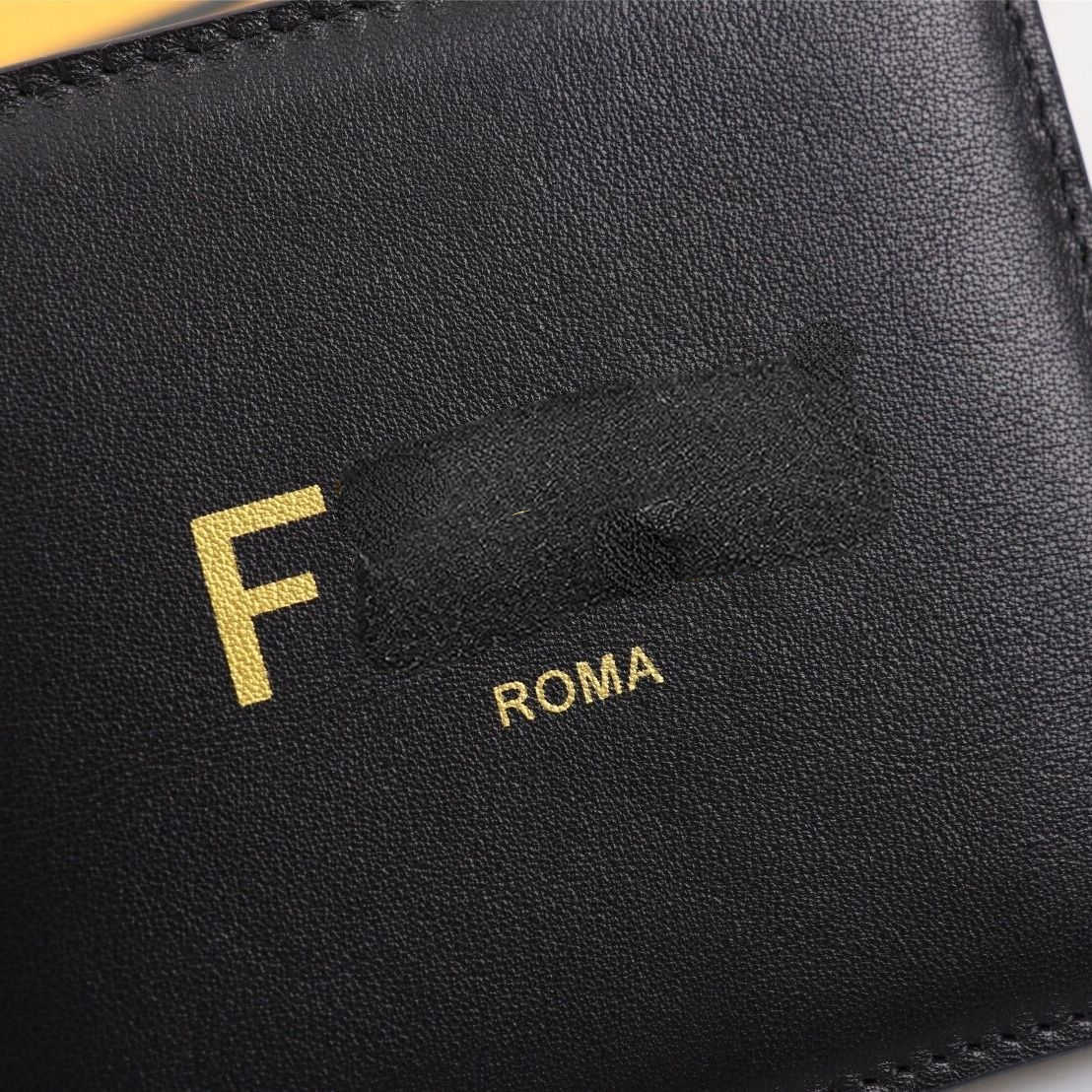 Brand Designer Change Purse Card pack Handbag Short Wallet Men's Leather Letter Fashion Bag Korean Color Blocking Half Fold Men Factory Direct Sale, Gift box packing
Brand Designer Change Purse Card pack Handbag Short Wallet Men's Leather Letter Fashion Bag Korean Color Blocking Half Fold Men Factory Direct Sale, Gift box packing