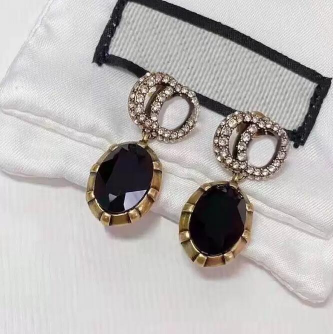Classic retro fashion CZ Diamond gemstone Dangle earrings aretes orecchini ladies luxury designer Letter earring Stud With Box
Classic retro fashion CZ Diamond gemstone Dangle earrings aretes orecchini ladies luxury designer Letter earring Stud With Box