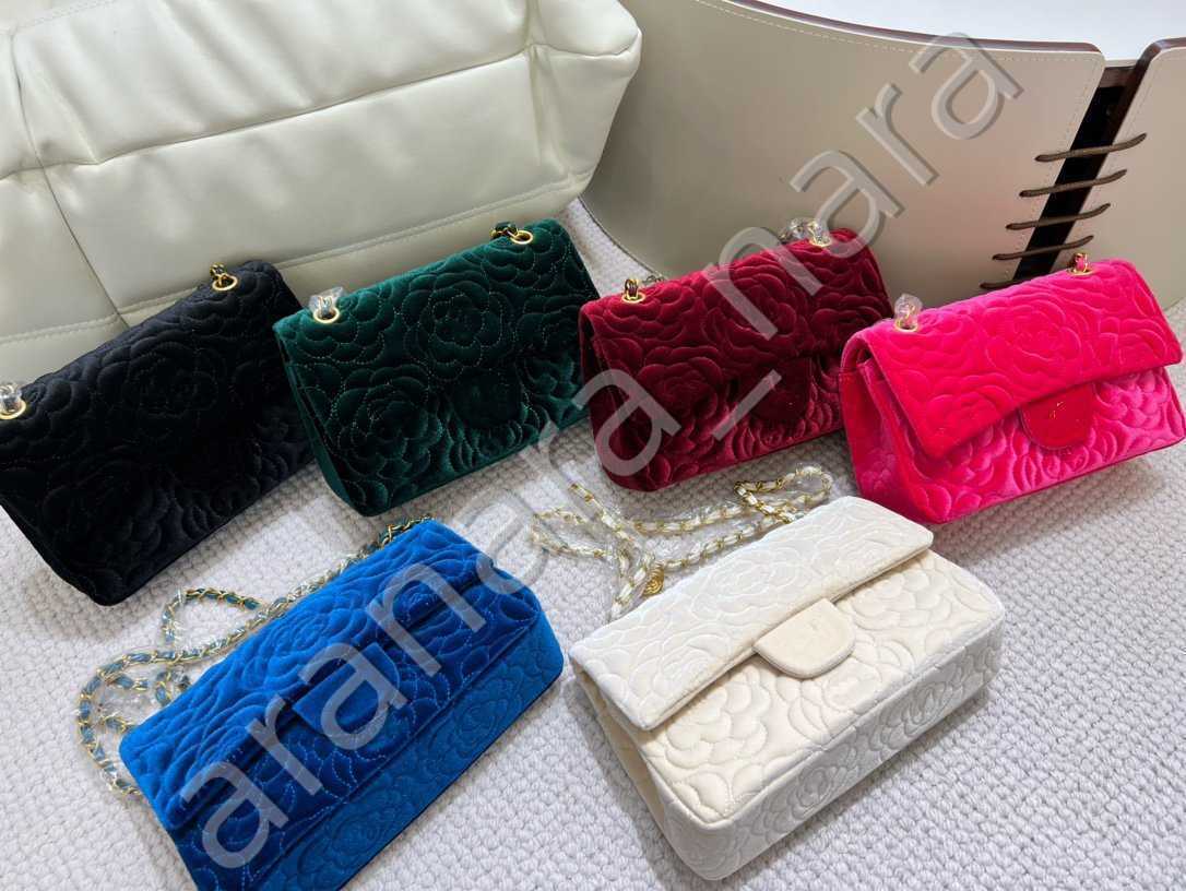 Fluff Vintage Camellia Handbag Tote Bag New Fashion Vintage Charm Temperament Tote Designer Purse Bags The Bag Women Wallets New Fashion, Do not buy this option
Fluff Vintage Camellia Handbag Tote Bag New Fashion Vintage Charm Temperament Tote Designer Purse Bags The Bag Women Wallets New Fashion, Do not buy this option