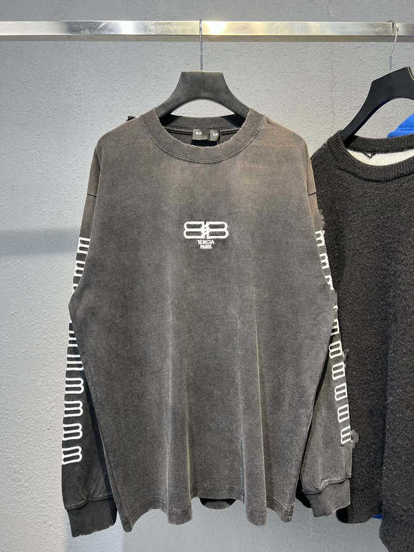 Men's Hoodies Sweatshirts B's sleeve BB embroidery damaged worn washed and men's women's OS loose long T-shirt NOCN, Wash water black
Men's Hoodies Sweatshirts B's sleeve BB embroidery damaged worn washed and men's women's OS loose long T-shirt NOCN, Wash water black