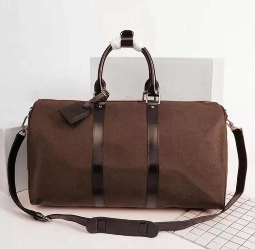 Designer Men Duffle Bag PU Leather Classic Women Hand Luggage Travel Bags Extra Large CrossBody Totes Sport Outdoor Packs Men Women handbags 55CM, Extra fee (are not sold separat)
Designer Men Duffle Bag PU Leather Classic Women Hand Luggage Travel Bags Extra Large CrossBody Totes Sport Outdoor Packs Men Women handbags 55CM, Extra fee (are not sold separat)