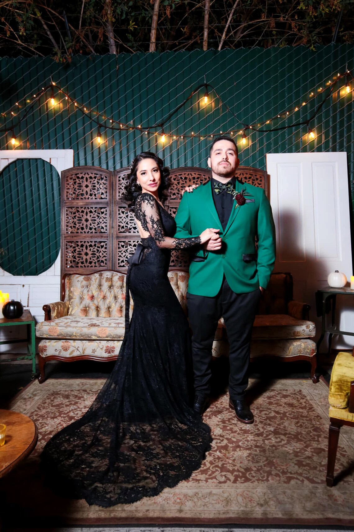 Gothic Style Black Lace Mermaid Wedding Dresses Long Sleeve Backless Country Bridal Gowns V-Neck Vintage Bride Dress Custom Made 2023