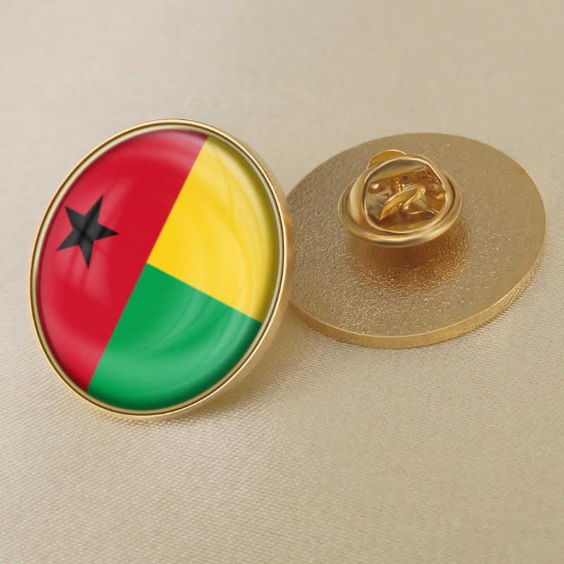 Guinea Bissau National Flag Crystal Resin Drop Badge Brooch Flag Badges of All Countries in the World