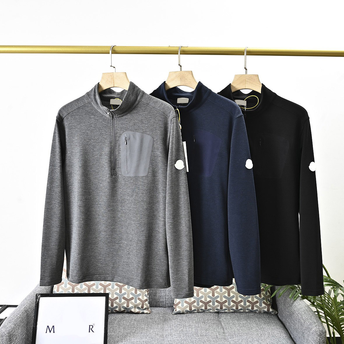 Hoodies & Sweatshirts Brand designer Monclair Spring Three colors New mens boutique hoody hoodie Streetwear Fashion Half zipper Pullover M
Hoodies & Sweatshirts Brand designer Monclair Spring Three colors New mens boutique hoody hoodie Streetwear Fashion Half zipper Pullover M