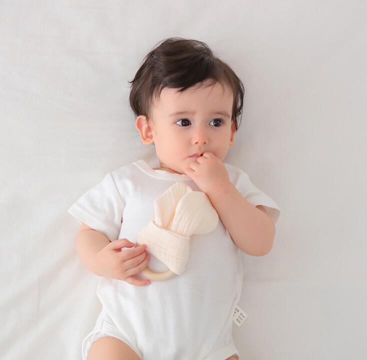 Solid color Bunny Ear Soothers Teether Fabric Wooden Teething Ring With Crinkle Material Shower Gift