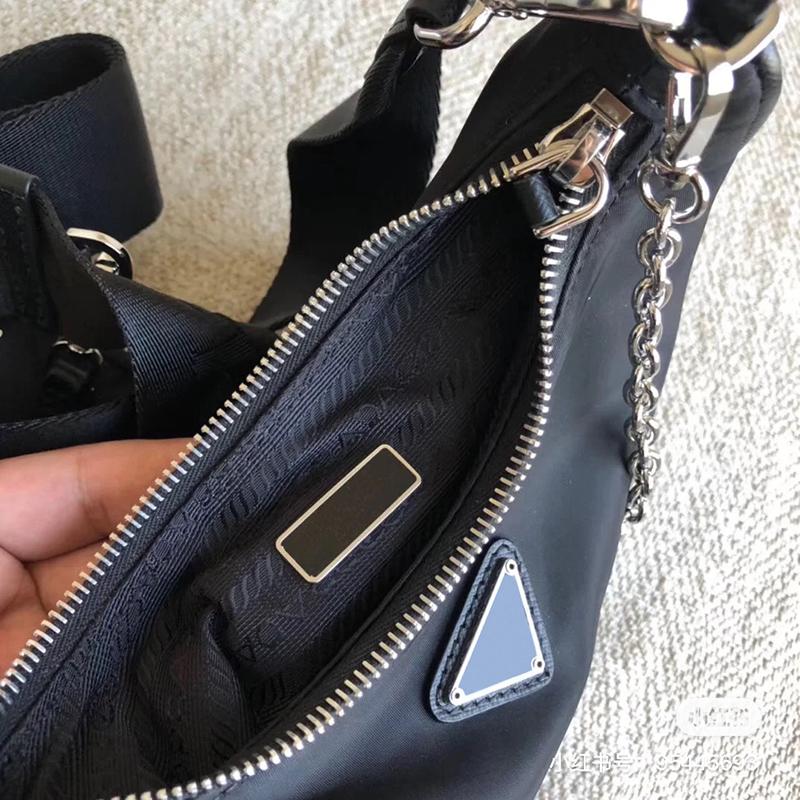 Designer Bags Women Fashion Tote Shopping Bag Lady Letter Print Beach Bag Style Handbags 6AG121520 Black, #3
Designer Bags Women Fashion Tote Shopping Bag Lady Letter Print Beach Bag Style Handbags 6AG121520 Black, #3