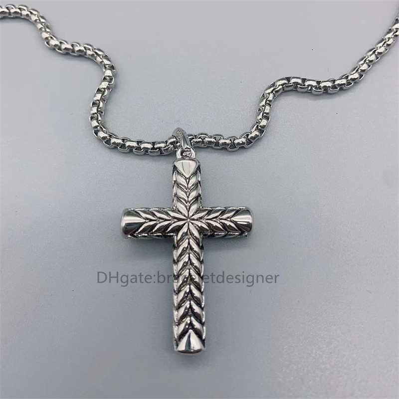 Color Cheap Store Designers 90% Off Fashion Wholesale Hop Cross Gold Necklace for Hip Men Luxury Cool Pendent with Charm Chain Jewelry Gifts
Color Cheap Store Designers 90% Off Fashion Wholesale Hop Cross Gold Necklace for Hip Men Luxury Cool Pendent with Charm Chain Jewelry Gifts