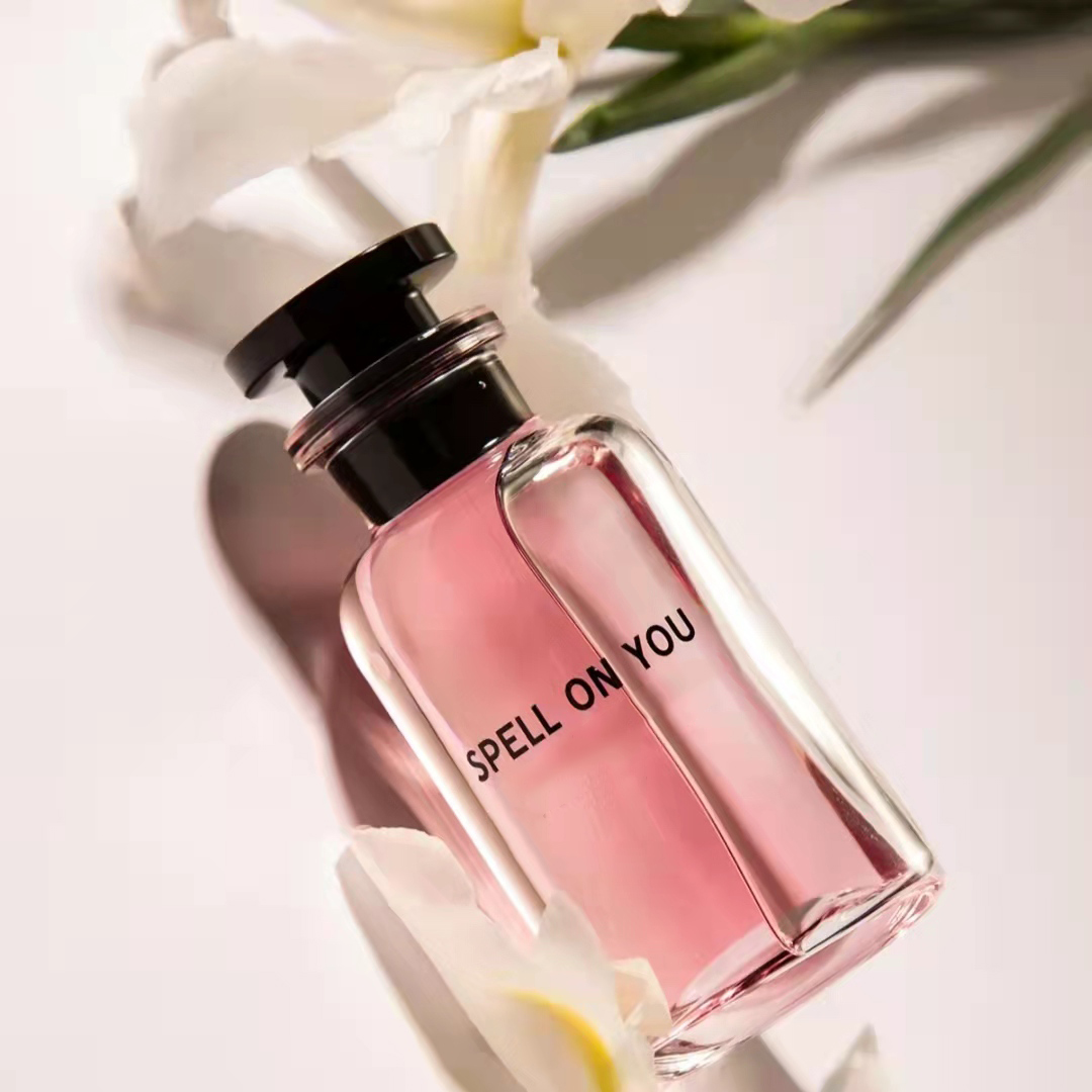 Designer perfume SPELL ON YOU Rose des Vents Apogee Contre Moi Le Jour se Leve Eau De Parfum Long lasting Fragrance
Designer perfume SPELL ON YOU Rose des Vents Apogee Contre Moi Le Jour se Leve Eau De Parfum Long lasting Fragrance