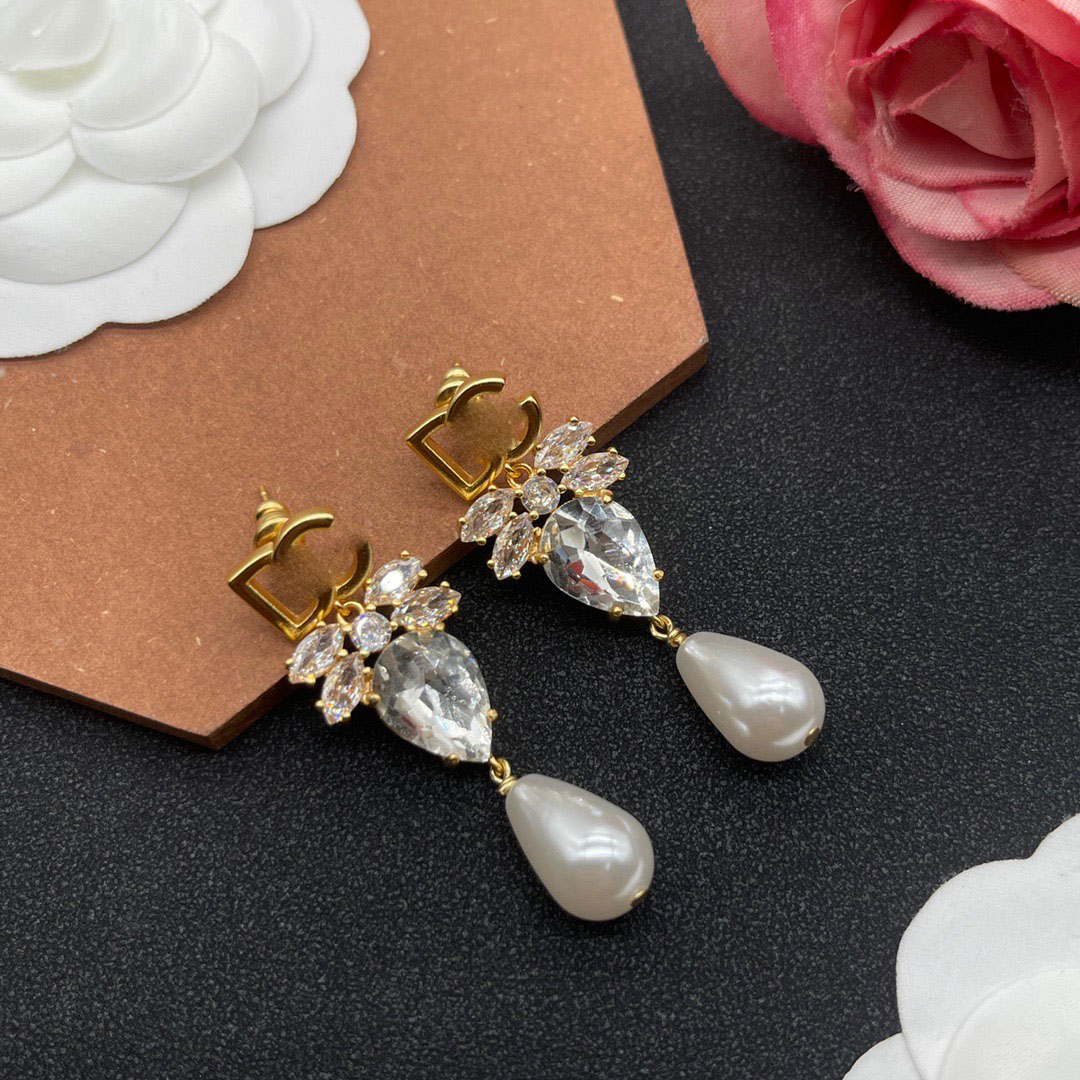 Tassel Pearl Stud Earrings Design Classic Art Retro Fashion Personality Earrings Clothing Jewelry Shoes Bags Clothing Accessories Design
Tassel Pearl Stud Earrings Design Classic Art Retro Fashion Personality Earrings Clothing Jewelry Shoes Bags Clothing Accessories Design