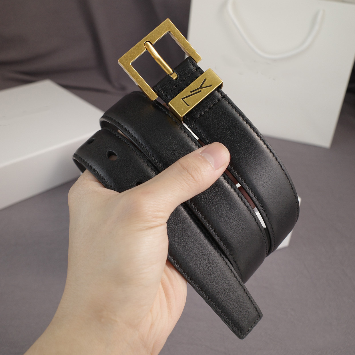 With Box Luxury SL Gold Needle Buckle Belts for Men Women Designer Belt Width 3CM Fashion Leather Belt 6 Colors Waistband
With Box Luxury SL Gold Needle Buckle Belts for Men Women Designer Belt Width 3CM Fashion Leather Belt 6 Colors Waistband