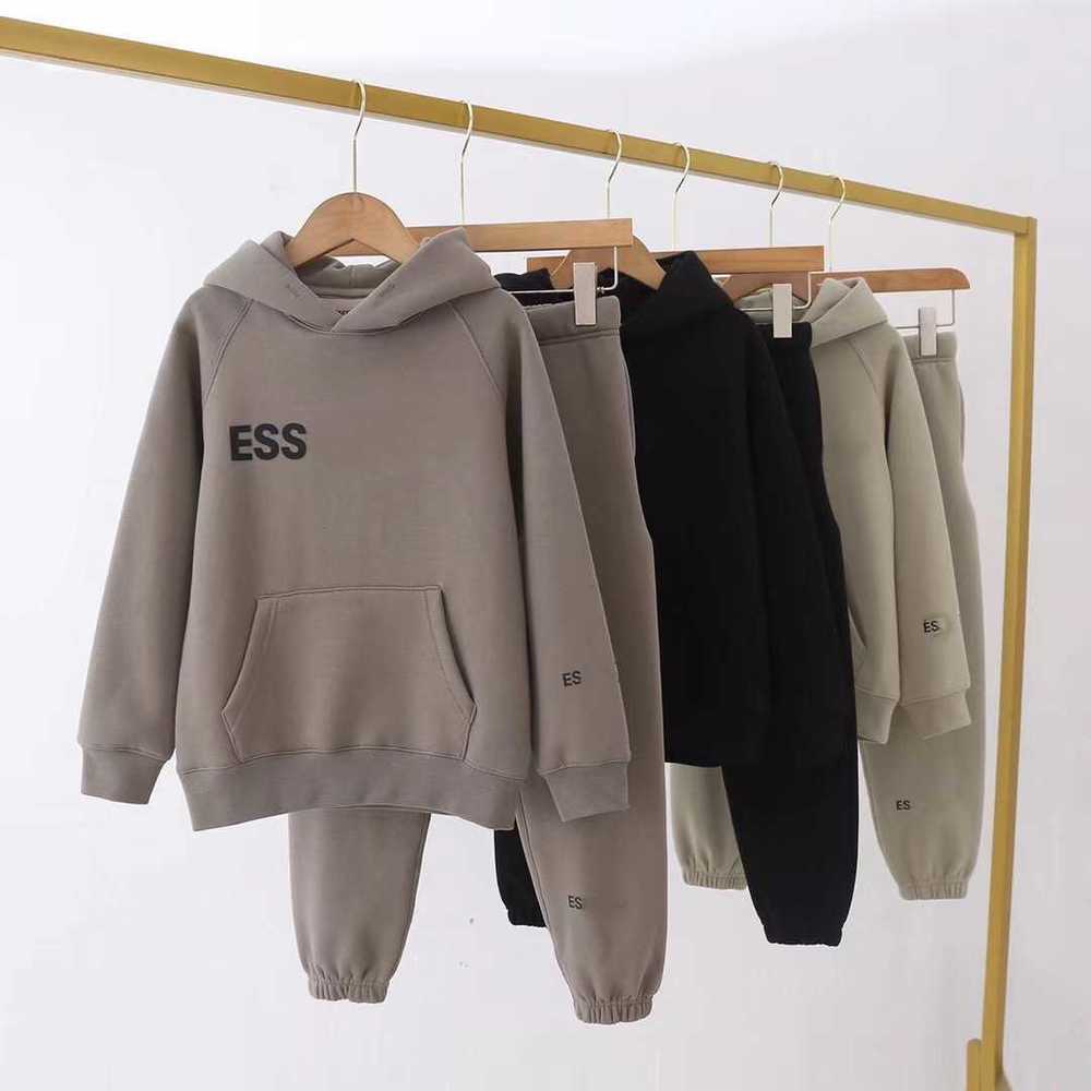 Designers Kids Cotton Sweatshirts Clothes Ess Letter Print Boys Girls Loose Hoodie Winter Classic Sweat Shirt Long Sleeve Top Crew Necks3n5, Khaki
Designers Kids Cotton Sweatshirts Clothes Ess Letter Print Boys Girls Loose Hoodie Winter Classic Sweat Shirt Long Sleeve Top Crew Necks3n5, Khaki