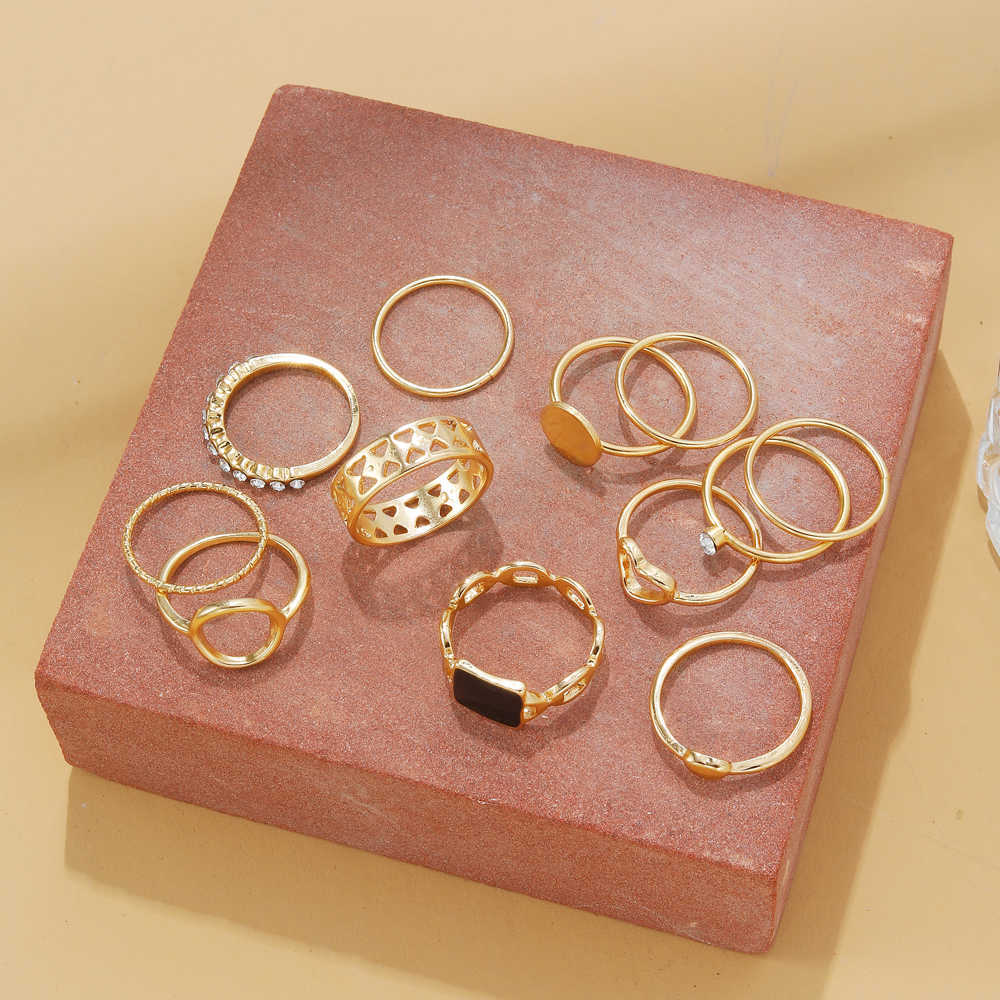 Band Rings IFMIA Crystal Round Rings Set for Women Vintage Gold Color Rings Heart Hollow Twist Ring Accessories Fashion Trendy Jewelry 2023 G230213