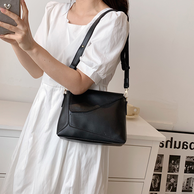 Women Inclined Shoulder Bags Fashion casual Womens Bag Small Handbag Totes High-capacity PU leather Large volume wholesale Girl Mobile Phone Bag Black 2246, White
Women Inclined Shoulder Bags Fashion casual Womens Bag Small Handbag Totes High-capacity PU leather Large volume wholesale Girl Mobile Phone Bag Black 2246, White